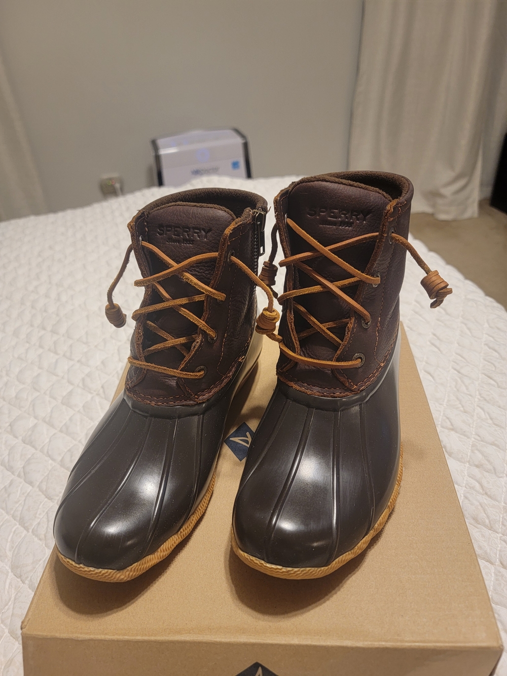 Sperry Brown Duck Boots - Waterproof Women’s Lace-Up (Size 6 - Barely Worn)
